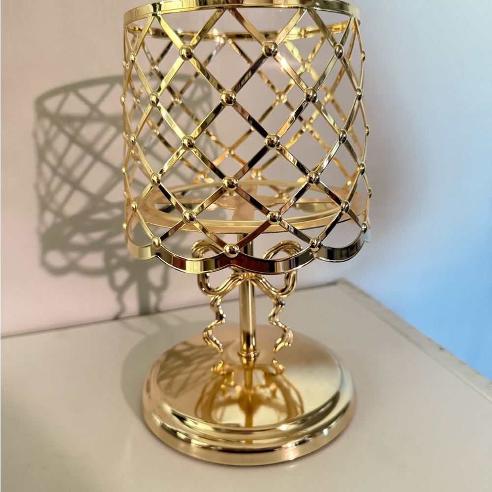 Bath and body works BOW Elegant Gold Candle Holder LIMITED EDITION